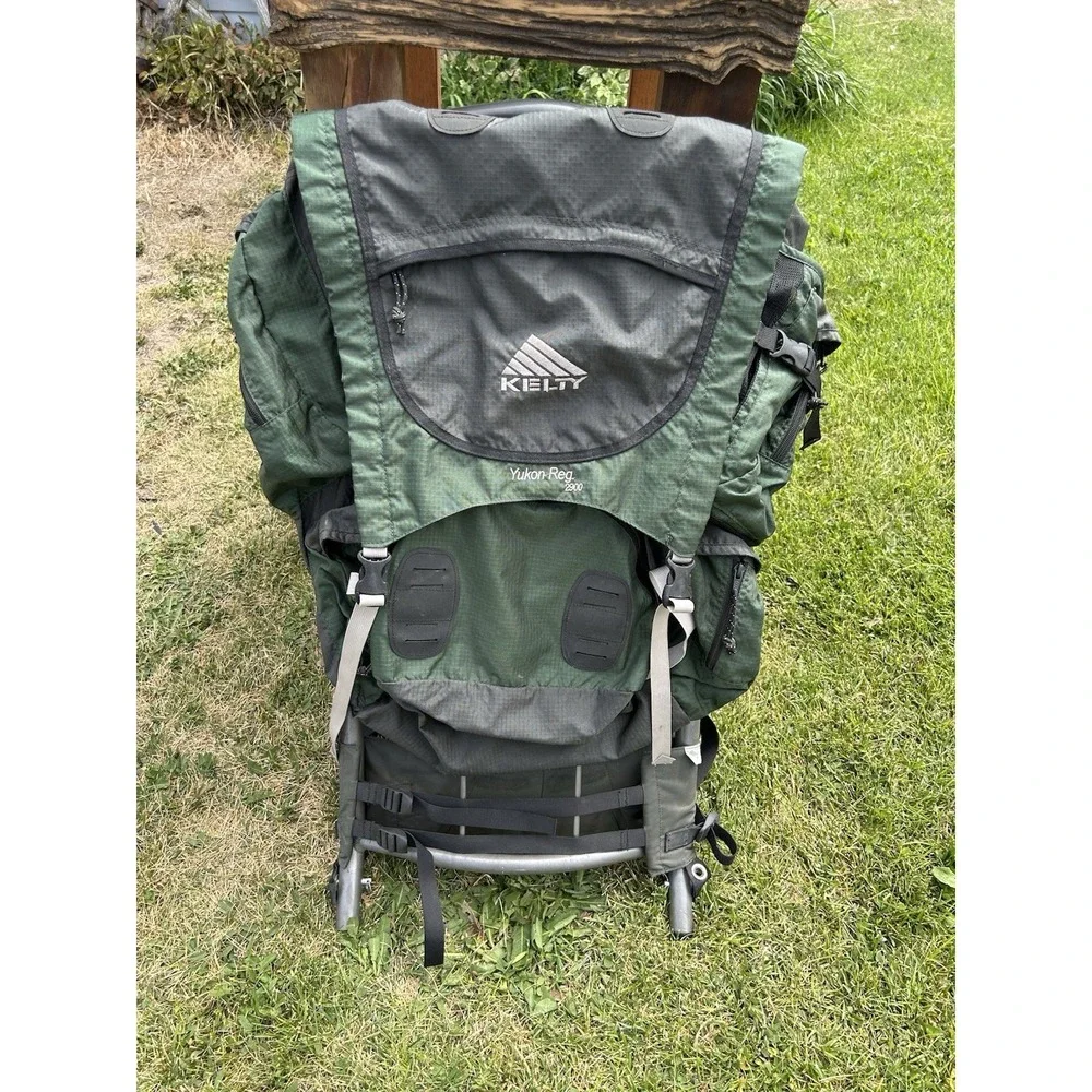 Kelty Yukon 2900 External Frame Hiking Backpack Green Camping Pack Adult Reg